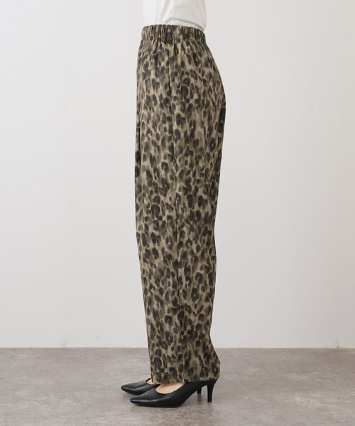 Spick & Span(スピックアンドスパン)の「《WEB限定 / 追加》レオパードプリントイージーパンツ(その他パンツ・レディース・その他4・36/38)」の17枚目の写真