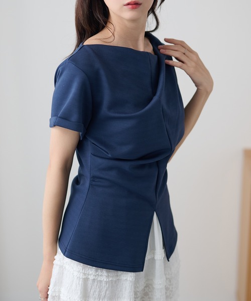 DAYRA(デイラ)の「タック ペプラム 裾スリット 半袖 トップス(Tシャツ/カットソー・レディース・ネイビー/ホワイト/ブラック・FREE)」の11枚目の写真