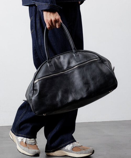 Firsthand(ファーストハンド)の「Firsthand/ファーストハンド Big Leather Boston bag【限定展開】 / レザーボストンバッグ / 牛革 / 撥水レザー / A4収納可能(ボストンバッグ・メンズ・ブラック・ONE SIZE)」の11枚目の写真