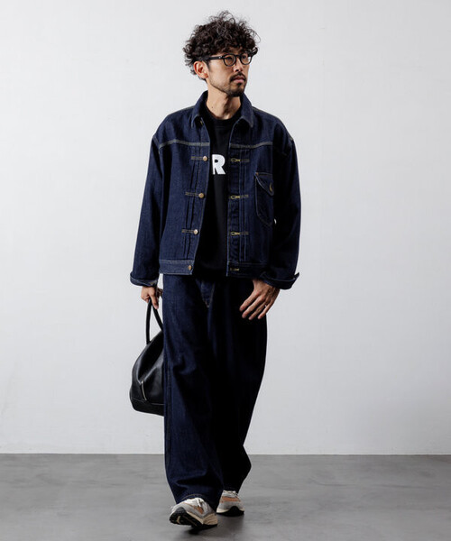 Firsthand(ファーストハンド)の「Firsthand/ファーストハンド Big Leather Boston bag【限定展開】 / レザーボストンバッグ / 牛革 / 撥水レザー / A4収納可能(ボストンバッグ・メンズ・ブラック・ONE SIZE)」の14枚目の写真