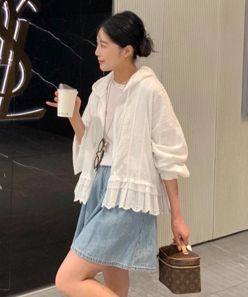 FAVORITO(ファヴォリート)の「フード付き長袖シャツ(シャツ/ブラウス・レディース・ブルー/ホワイト・F)」の21枚目の写真