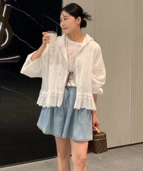 FAVORITO(ファヴォリート)の「フード付き長袖シャツ(シャツ/ブラウス・レディース・ブルー/ホワイト・F)」の17枚目の写真