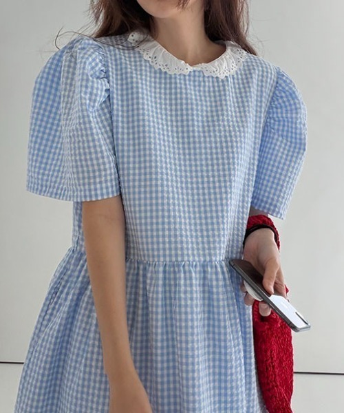 FLINEA(フリネア)の「レーストリムチェック柄パフスリーブワンピース(ワンピース・レディース・ブルー・FREE)」の17枚目の写真
