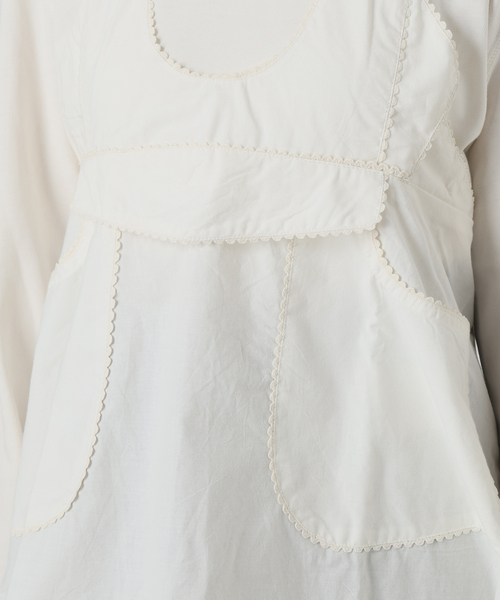 crinkle crinkle crinkle(クリンクルクリンクルクリンクル)の「crinkle crinkle crinkle apron gilet blouse CC-5006(シャツ/ブラウス・レディース・ホワイト・FREE)」の10枚目の写真