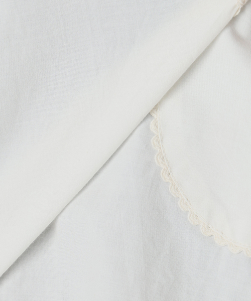 crinkle crinkle crinkle(クリンクルクリンクルクリンクル)の「crinkle crinkle crinkle apron gilet blouse CC-5006(シャツ/ブラウス・レディース・ホワイト・FREE)」の12枚目の写真