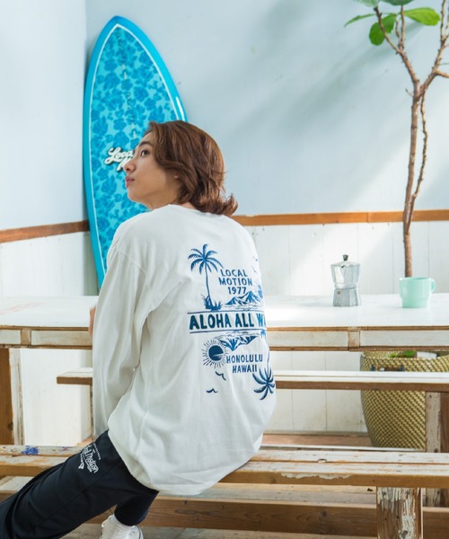 LOCALMOTION HAWAII(ローカルモーション ハワイ)の「ハワイ&リゾートチェーン刺繍ロングTシャツ(Tシャツ/カットソー・メンズ・ホワイト/グリーン・SMALL/X-LARGE/LARGE/MEDIUM)」の6枚目の写真