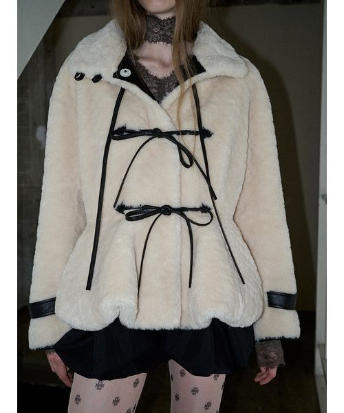 SORIN(ソリン )の「Boa Fur Peplum Jacket / ボアファーペプラムジャケット(テーラードジャケット・レディース・グレー/オフホワイト/ブラック・38)」の1枚目の写真
