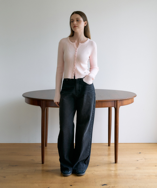 DEHEVE（デヘヴェ）の「Slim Rib Cardigan [Pink]（カーディガン/ボレロ・レディース・PINK・OS）」の2枚目の写真