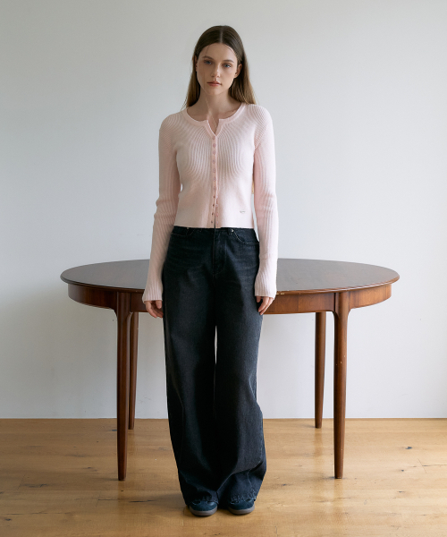 DEHEVE（デヘヴェ）の「Slim Rib Cardigan [Pink]（カーディガン/ボレロ・レディース・PINK・OS）」の3枚目の写真