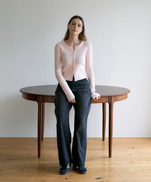 DEHEVE（デヘヴェ）の「Slim Rib Cardigan [Pink]（カーディガン/ボレロ・レディース・PINK・OS）」の4枚目の写真