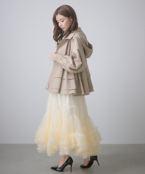 AND COUTURE(アンドクチュール)の「ウエストドロストペプラムマウンテンパーカー(マウンテンパーカー・レディース・モカ/ブラック/ベージュ・FREE)」の10枚目の写真