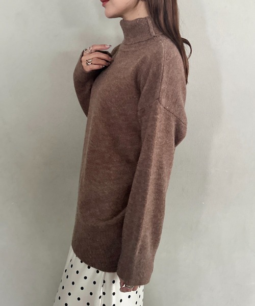 MYMOOD.(マイムード)の「ゆったりシルエットタートルネックニット(ニット/セーター・レディース・チャコールグレー/ブラック/モカ/レッド/アイボリー・FREE)」の9枚目の写真
