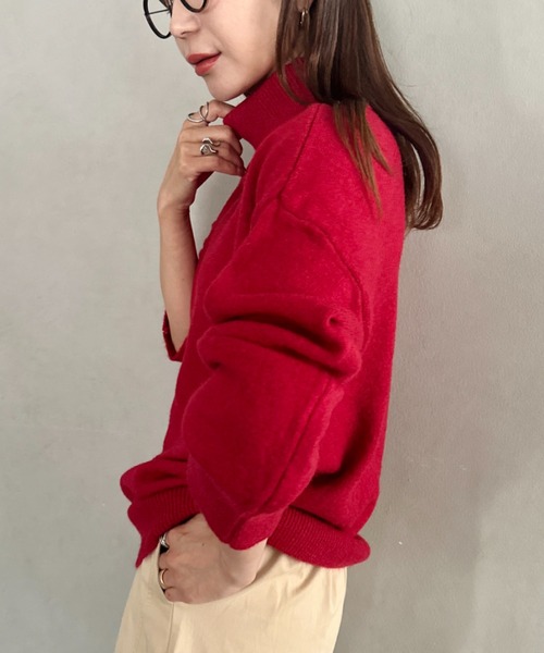 MYMOOD.(マイムード)の「ゆったりシルエットタートルネックニット(ニット/セーター・レディース・チャコールグレー/ブラック/モカ/レッド/アイボリー・FREE)」の22枚目の写真