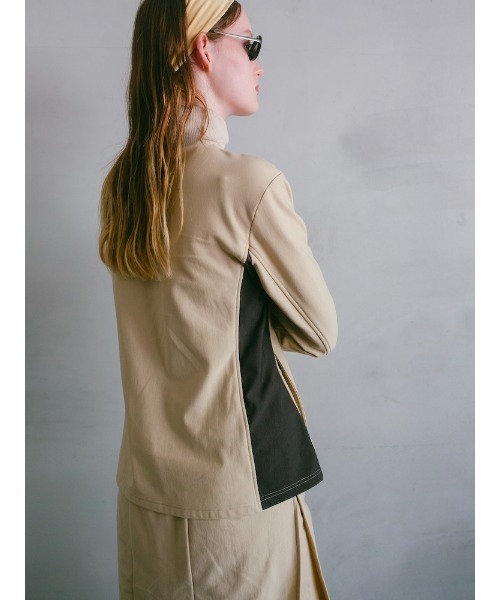 ILANIS(イラニス)の「360° Stretch Hug Jacket(ジャージ・レディース・ブラック/ネイビー/ベージュ・FREE)」の20枚目の写真