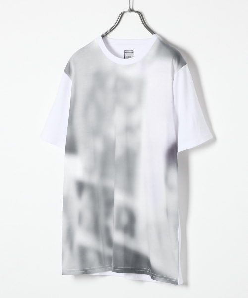 HARE（ハレ）の「ロックシェイドオフプリントTEE(HARE)（Tシャツ/カットソー・メンズ・オフホワイト/グレー/ブラック・MEDIUM/SMALL/LARGE）」の2枚目の写真
