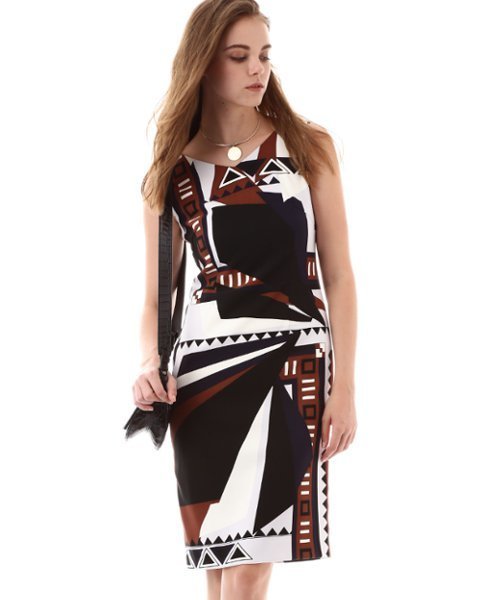 Pinky Dianne ピンキーアンドダイアン の Oggi10月号掲載 香川沙耶さん着用 ジオメプリントワンピース ワンピース Wear