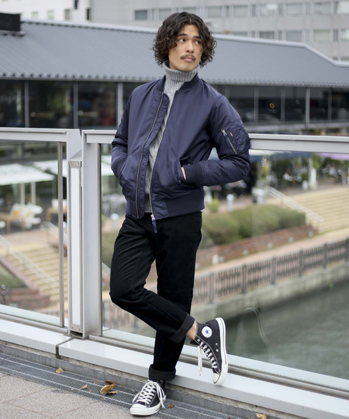 Denime(ドゥニーム)の「ケーブル編みタートルネックニット(ニット/セーター・メンズ・グレー/カーキ/ホワイト/ネイビー・MEDIUM/SMALL/LARGE/X-LARGE)」の16枚目の写真