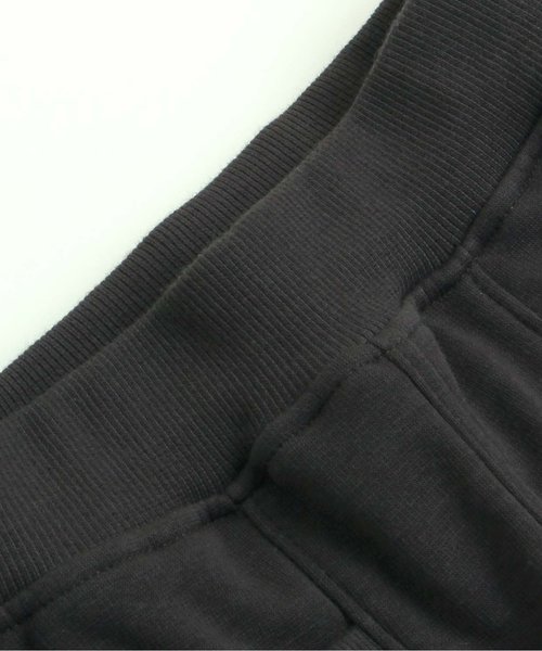 BREEZE(ブリーズ)の「ネット限定 あったか裏シャギーマチ付カットパンツ(10分丈)(その他パンツ・キッズ・チャコール/ダークグリーン/レッド・95/80/100/110/90/120)」の7枚目の写真