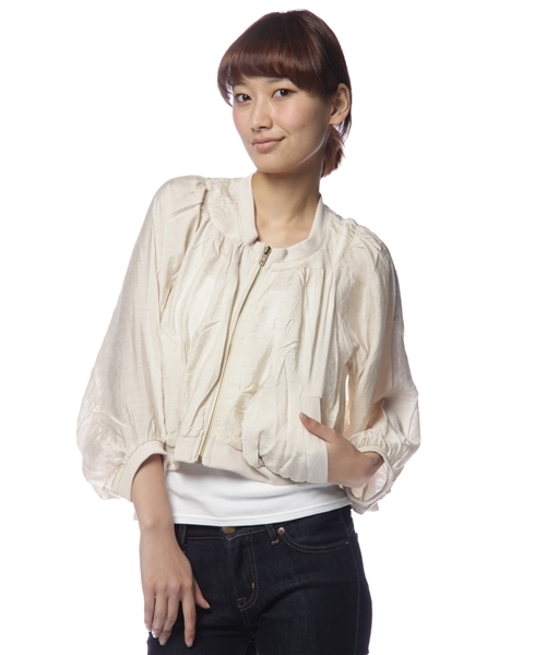 mystic（ミスティック）の「肩切替ブルゾン（ブルゾン・レディース・オフホワイト/ベージュ/ベージュ系その他/ブラック・ﾌﾘ-）」の3枚目の写真