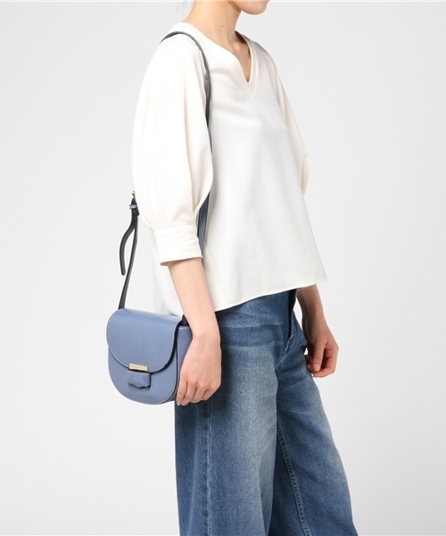 PLAIN CLOTHING（プレーンクロージング）の「ラウンドショルダーバッグ【PLAIN CLOTHING】（ショルダーバッグ・レディース・ブラウン/キャメル/ブラック/ライトブルー・FREE）」の17枚目の写真