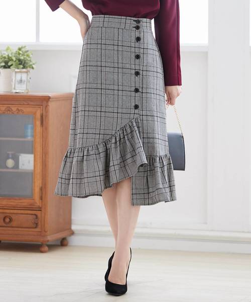 KOBE LETTUCE（コウベレタス）の「女性らしいフリルで大人っぽい秋Styleに！サイドボタンフリルヘムタイトスカート/レディースボトムス[M1935]神戸レタス（スカート・レディース・テラコッタ/カーキ/ブラック/ブラック系その他/ブラウン系その他・FREE）」の3枚目の写真
