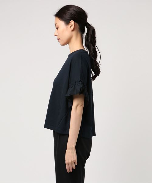 earth music&ecology（アースミュージックアンドエコロジー）の「・フリルスリーブプルオーバー（Tシャツ/カットソー・レディース・オフホワイト/ネイビー/ピンクベージュ/グレー系その他/イエロー/ミント・FREE）」の19枚目の写真