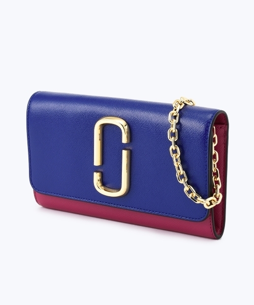 新品　マークジェイコブス　ショルダーウォレット　青 MARC JACOBS（マークジェイコブス）の「SNAPSHOT/スナップ