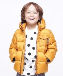 フード付きダウンジャケット