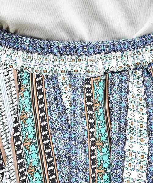 natural couture（ナチュラルクチュール）の「スカーフプリントスカート（スカート・レディース・ネイビー/グリーン・FREE）」の13枚目の写真