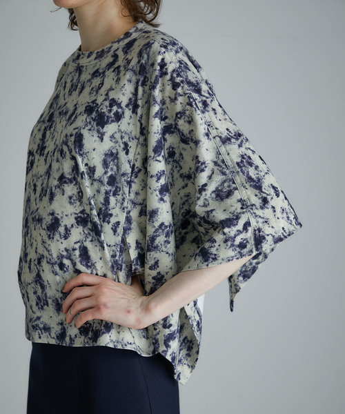 TOGA PULLA（トーガ　プルラ）の「【TOGA PULLA】Marble print top TP92-JK256（Tシャツ/カットソー・レディース・オフホワイト/オレンジ・SMALL）」の17枚目の写真