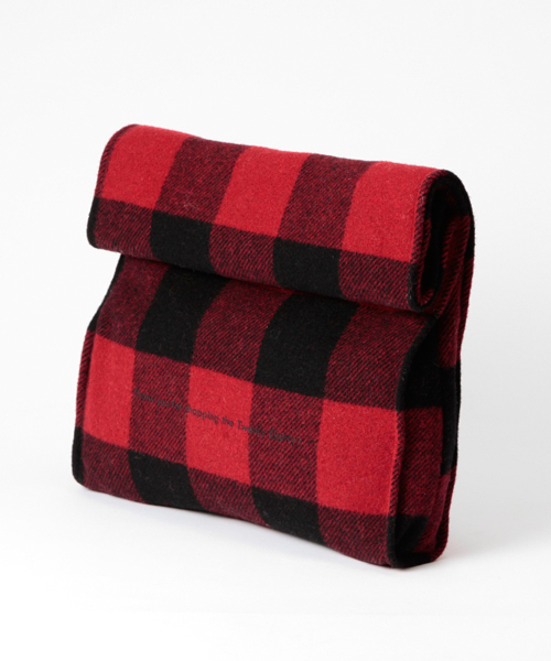 Ray BEAMS（レイビームス）の「20/80 / チェック スモール クラッチバッグ（クラッチバッグ・レディース・ホワイト/レッド・ONE SIZE）」の10枚目の写真