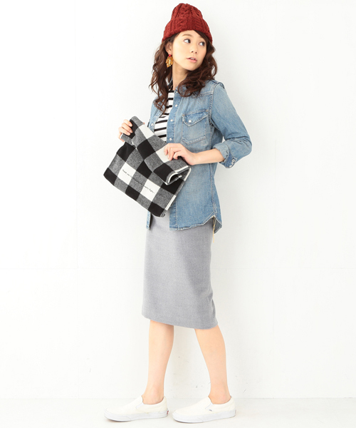 Ray BEAMS（レイビームス）の「20/80 / チェック スモール クラッチバッグ（クラッチバッグ・レディース・ホワイト/レッド・ONE SIZE）」の13枚目の写真