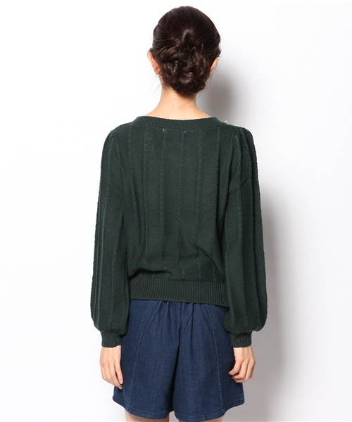 MAJESTIC LEGON（マジェスティックレゴン）の「パール付ケーブルプルオーバー（ニット/セーター・レディース・アイボリー/グレー/ネイビー/ラベンダー/グリーン/ボルドー・FREE）」の16枚目の写真