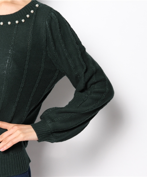 MAJESTIC LEGON（マジェスティックレゴン）の「パール付ケーブルプルオーバー（ニット/セーター・レディース・アイボリー/グレー/ネイビー/ラベンダー/グリーン/ボルドー・FREE）」の18枚目の写真