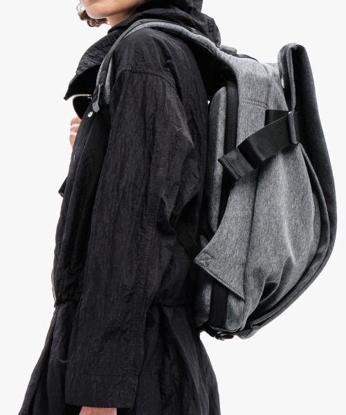 Cote&Ciel(コートエシエル)の「【cote&ciel/コートエシエル】 Isar M EcoYarn Grey(バックパック/リュック・メンズ・グレー・FREE)」の9枚目の写真