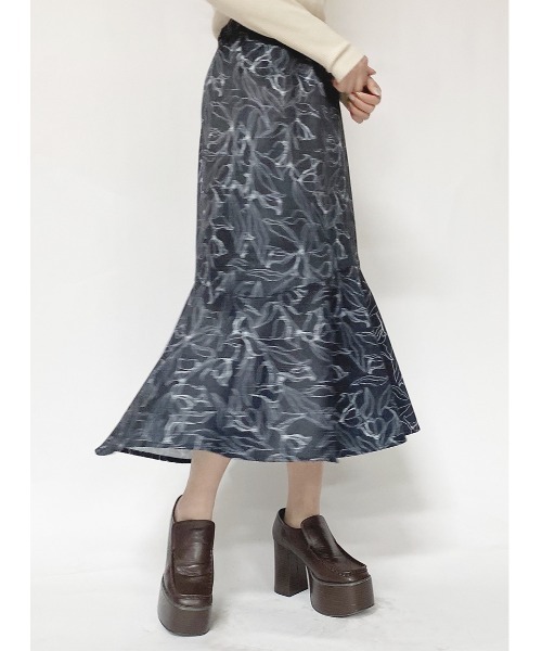 one way（ワンウェイ）の「【oneway】ラインフラワーマーメイドスカート（スカート・レディース・ホワイト/ブラック・FREE）」の13枚目の写真