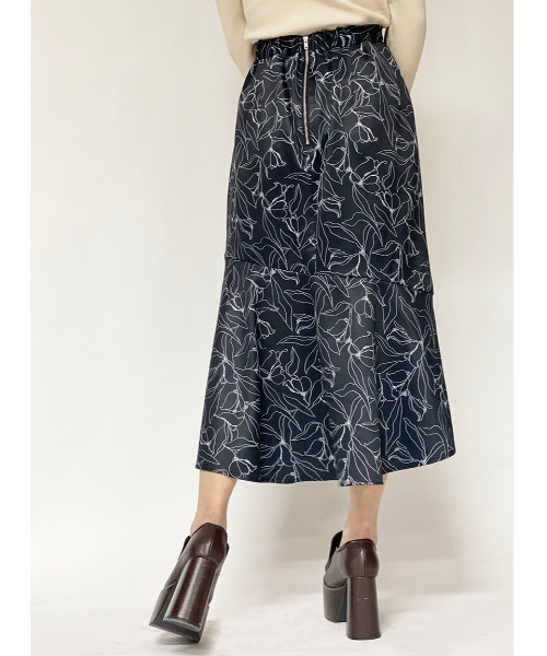 one way（ワンウェイ）の「【oneway】ラインフラワーマーメイドスカート（スカート・レディース・ホワイト/ブラック・FREE）」の14枚目の写真