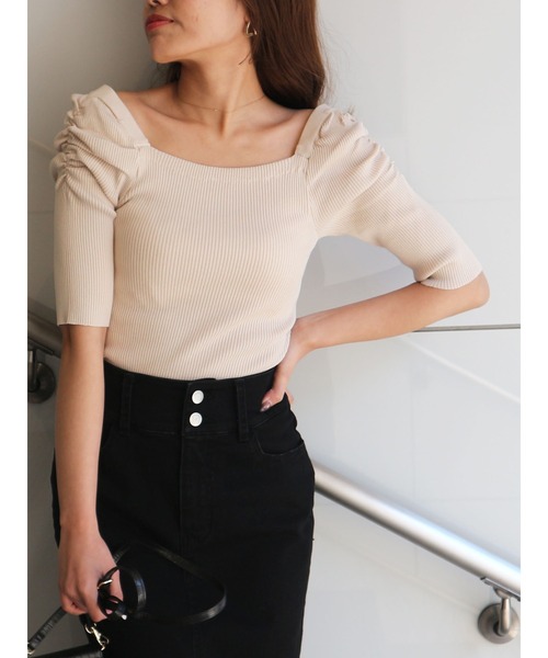 ROYAL PARTY（ロイヤルパーティー）の「【エコヴェロ】洗えるニットスクエアネック半袖トップス（ニット/セーター・レディース・グリーン/ネイビー/オフホワイト/ブルー/ピンク/ブラック/ブラック系その他/マルチ/ベージュ/ホワイト系その他2・FREE）」の7枚目の写真