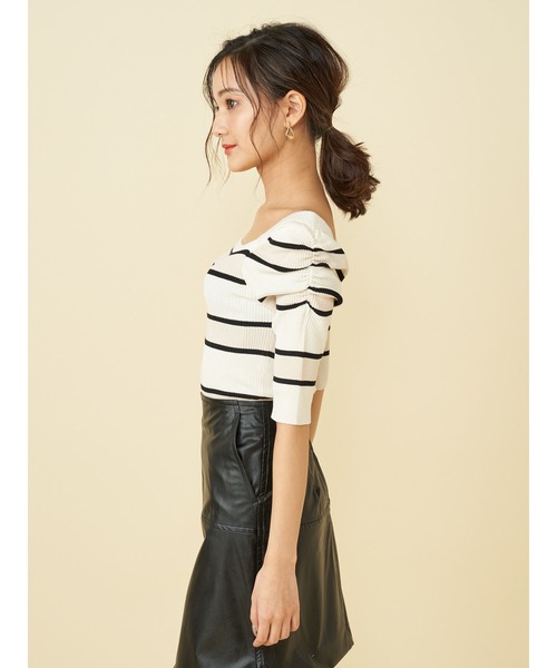 ROYAL PARTY（ロイヤルパーティー）の「【エコヴェロ】洗えるニットスクエアネック半袖トップス（ニット/セーター・レディース・グリーン/ネイビー/オフホワイト/ブルー/ピンク/ブラック/ブラック系その他/マルチ/ベージュ/ホワイト系その他2・FREE）」の11枚目の写真