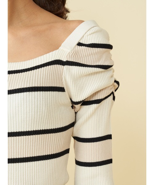 ROYAL PARTY（ロイヤルパーティー）の「【エコヴェロ】洗えるニットスクエアネック半袖トップス（ニット/セーター・レディース・グリーン/ネイビー/オフホワイト/ブルー/ピンク/ブラック/ブラック系その他/マルチ/ベージュ/ホワイト系その他2・FREE）」の17枚目の写真