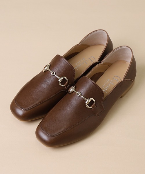 artemis by DIANA(アルテミスバイダイアナ)の「スクエアトゥビット付きレザーバブーシュ(ローファー・レディース・ブラック/ホワイト/ブラウン・22.0cm/22.5cm/23.0cm/23.5cm/24.0cm/24.5cm/25.0cm)」の8枚目の写真