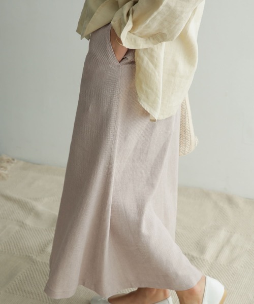 URBAN RESEARCH DOORS（アーバンリサーチドアーズ）の「コットンリネンフレアスカート（スカート・レディース・グレー系その他/チャコールグレー・ONE）」の16枚目の写真