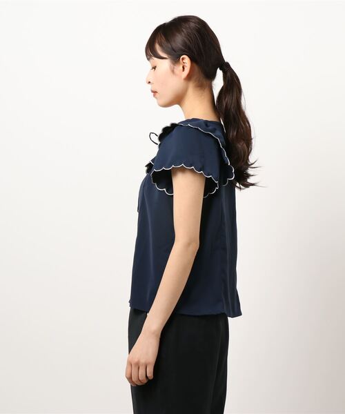 LODISPOTTO(ロディスポット)の「バイカラースカラップフリルブラウス(シャツ/ブラウス・レディース・ホワイト/ネイビー/ピンク・MEDIUM)」の5枚目の写真