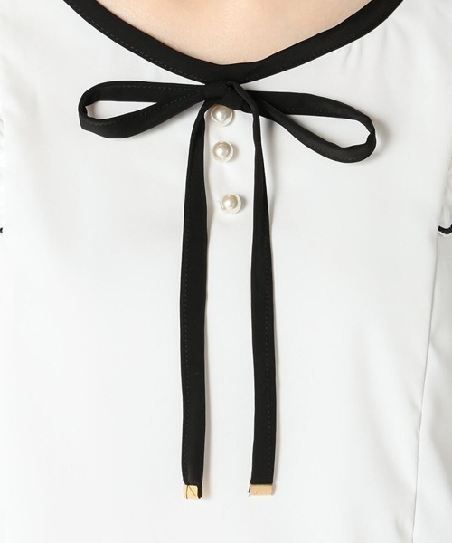 LODISPOTTO(ロディスポット)の「バイカラースカラップフリルブラウス(シャツ/ブラウス・レディース・ホワイト/ネイビー/ピンク・MEDIUM)」の9枚目の写真