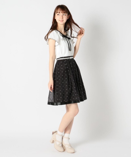 LODISPOTTO(ロディスポット)の「バイカラースカラップフリルブラウス(シャツ/ブラウス・レディース・ホワイト/ネイビー/ピンク・MEDIUM)」の6枚目の写真