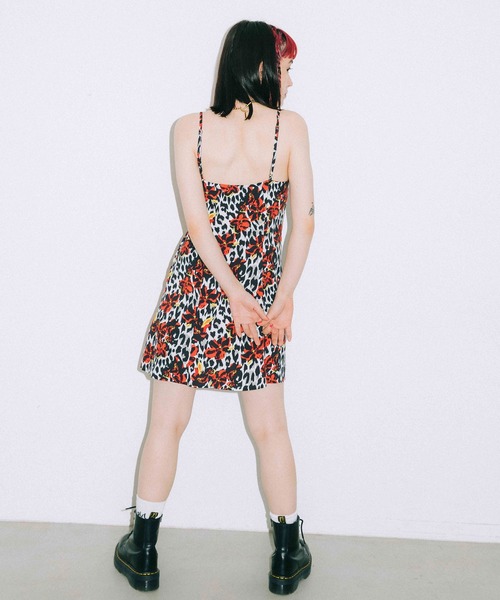 X-girl（エックスガール）の「FLORAL LEOPARD ALOHA CAMISOLE DRESS（ワンピース・レディース・ホワイト/ライトブルー/グレー・S/M）」の10枚目の写真