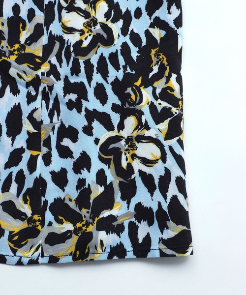 X-girl（エックスガール）の「FLORAL LEOPARD ALOHA CAMISOLE DRESS（ワンピース・レディース・ホワイト/ライトブルー/グレー・S/M）」の20枚目の写真