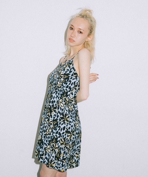 X-girl（エックスガール）の「FLORAL LEOPARD ALOHA CAMISOLE DRESS
