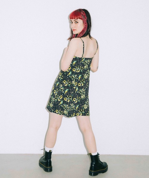 X-girl（エックスガール）の「FLORAL LEOPARD ALOHA CAMISOLE DRESS（ワンピース・レディース・ホワイト/ライトブルー/グレー・S/M）」の21枚目の写真