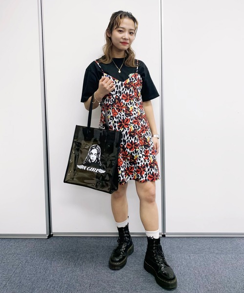 X-girl（エックスガール）の「FLORAL LEOPARD ALOHA CAMISOLE DRESS（ワンピース・レディース・ホワイト/ライトブルー/グレー・S/M）」の22枚目の写真